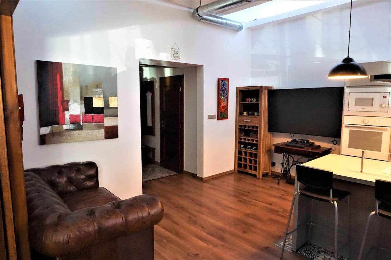Maximilian Central Apartment Прага Экстерьер фото