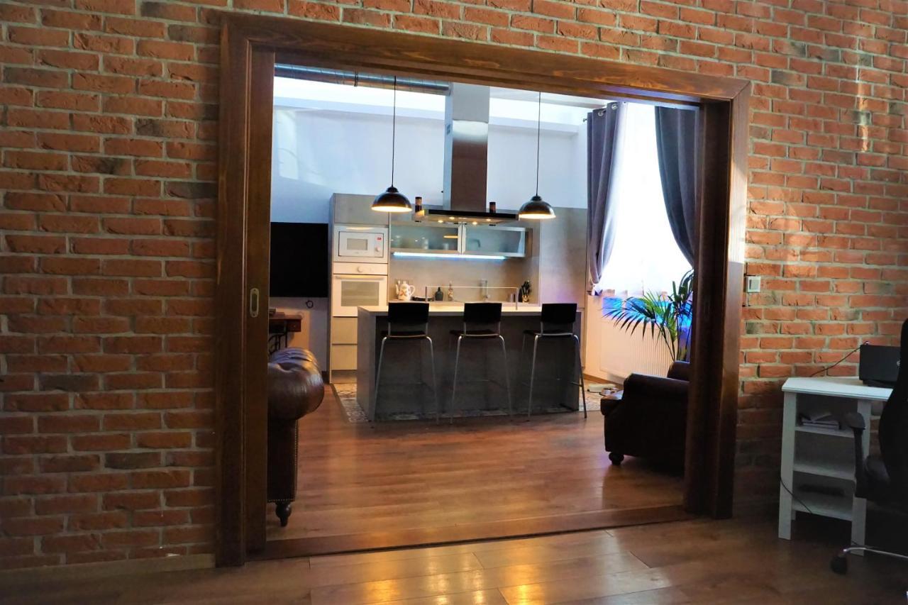 Maximilian Central Apartment Прага Экстерьер фото