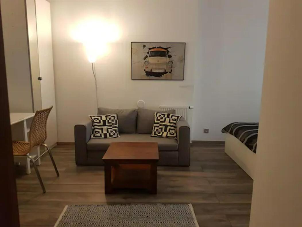 Maximilian Central Apartment Прага Экстерьер фото